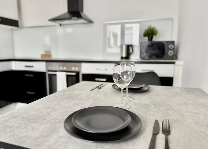 شقة 6 Min Zum Hbf - Ideal Fuer Paare, Solo-reisende Oder Business-reisende