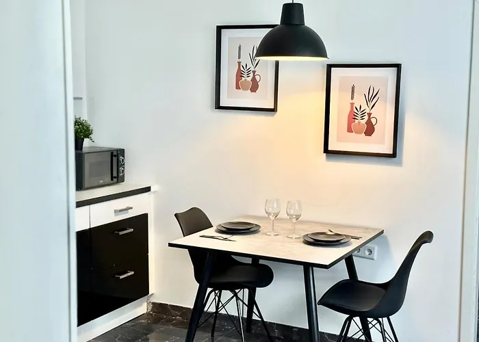 6 Min Zum Hbf - Ideal Fuer Paare, Solo-reisende Oder Business-reisende شقة بوروسيا مونشنغلادباخ