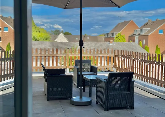 6 Min Zum Hbf - Ideal Fuer Paare, Solo-reisende Oder Business-reisende * Mönchengladbach